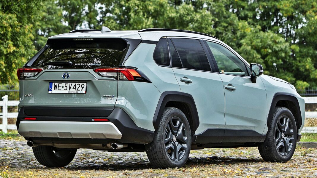 Toyota RAV4 (2023) cennik, wersje, ceny