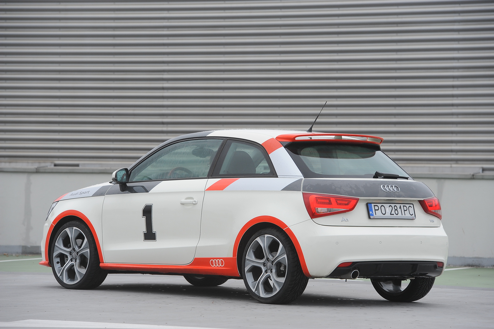 Audi A1 FL (ksenon) 2012–2018 - żarówki tył