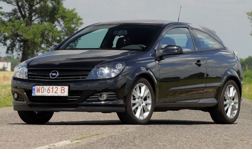 Opel Astra H GTC